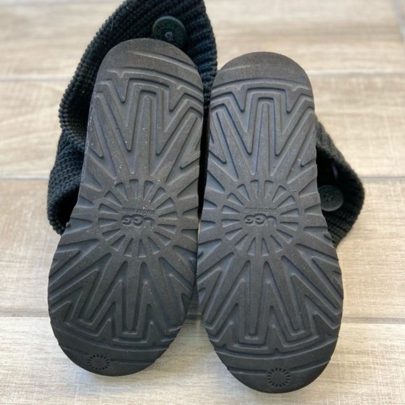 UGG Classic Cardy Black Knit Boots - Picture 13 of 15